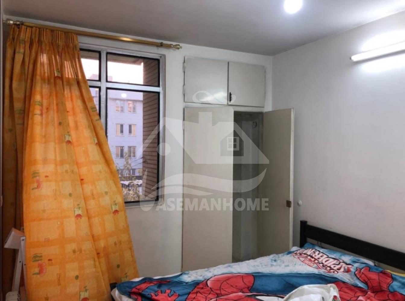 ستارخان ۸۹ متر/سالن پرده خور