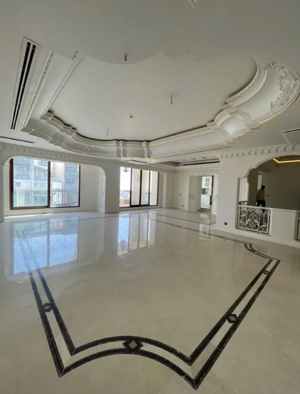 اجاره ۲۸۰متر نوساز لوکس شهرک گلستان گلها