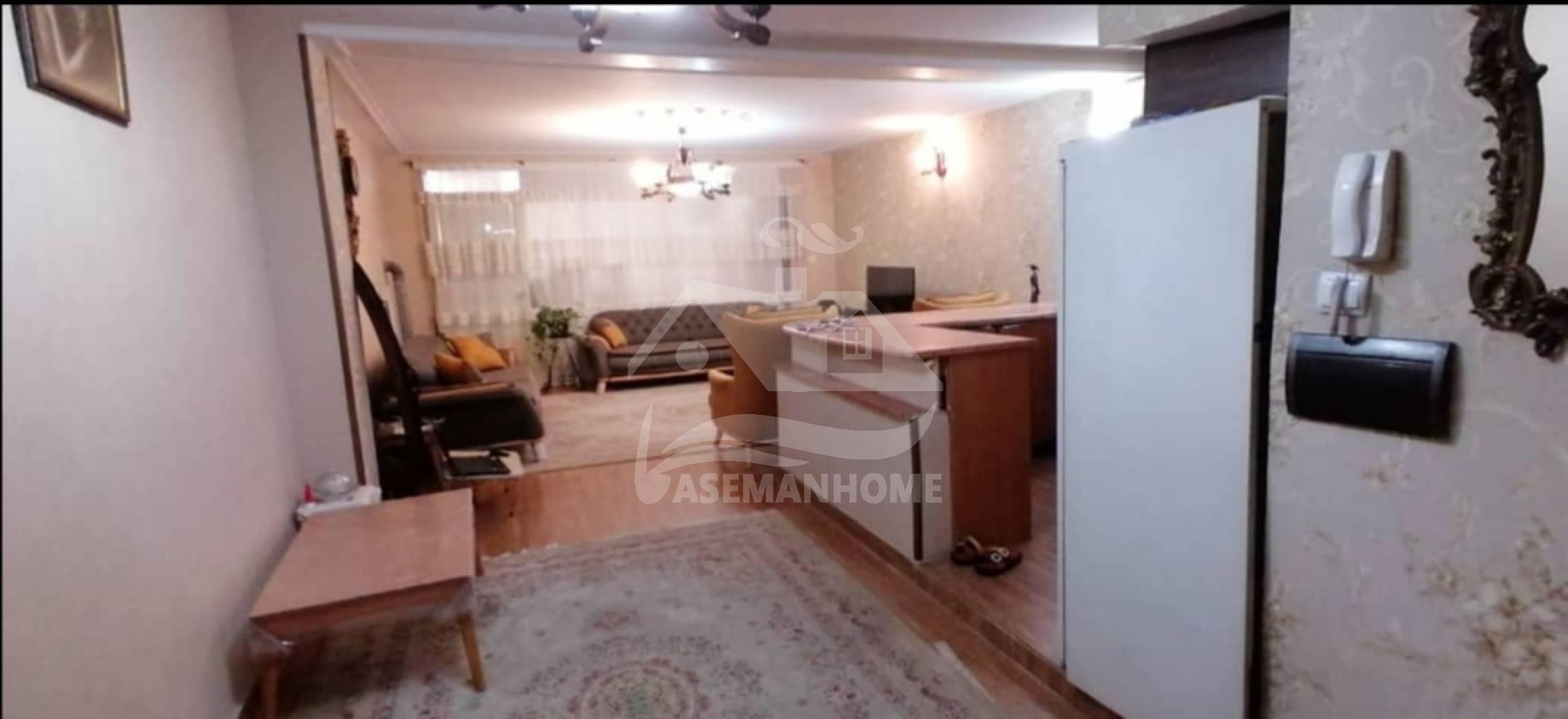 ستارخان ۷۳ متر