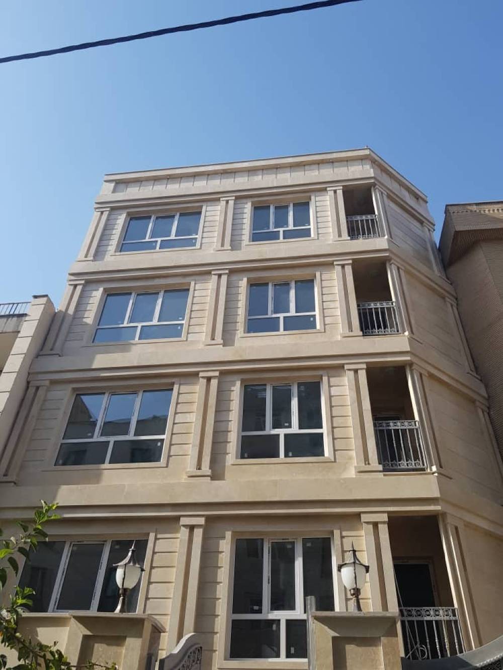 88 متر ستارخان 