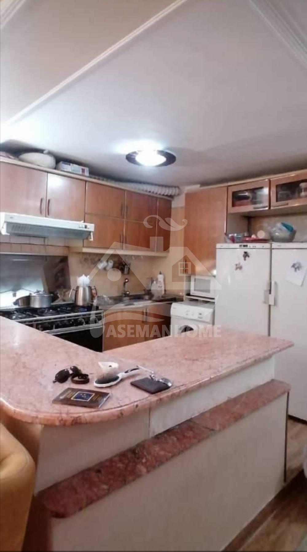 ستارخان ۷۳ متر