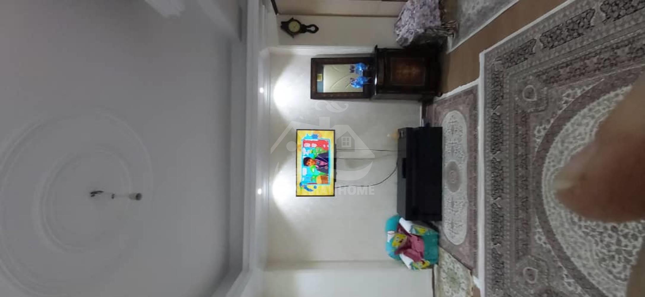 ۶۴ پارکینگدار استاد معین ۱۰۷۰