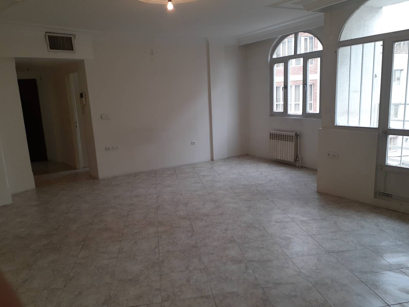 آپارتمان ۶۶متر ۲پارکینگ سندی