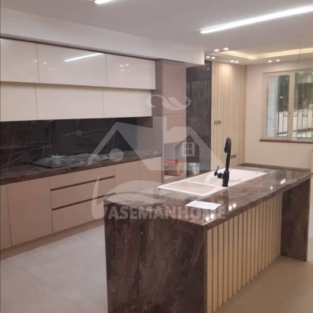 ستارخان ۹۲ متر/۲ پارکینگ