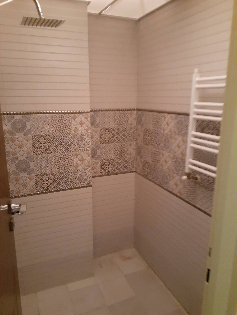 آپارتمان ۹۰متر کلیدنخورده و شیک/ستارخان