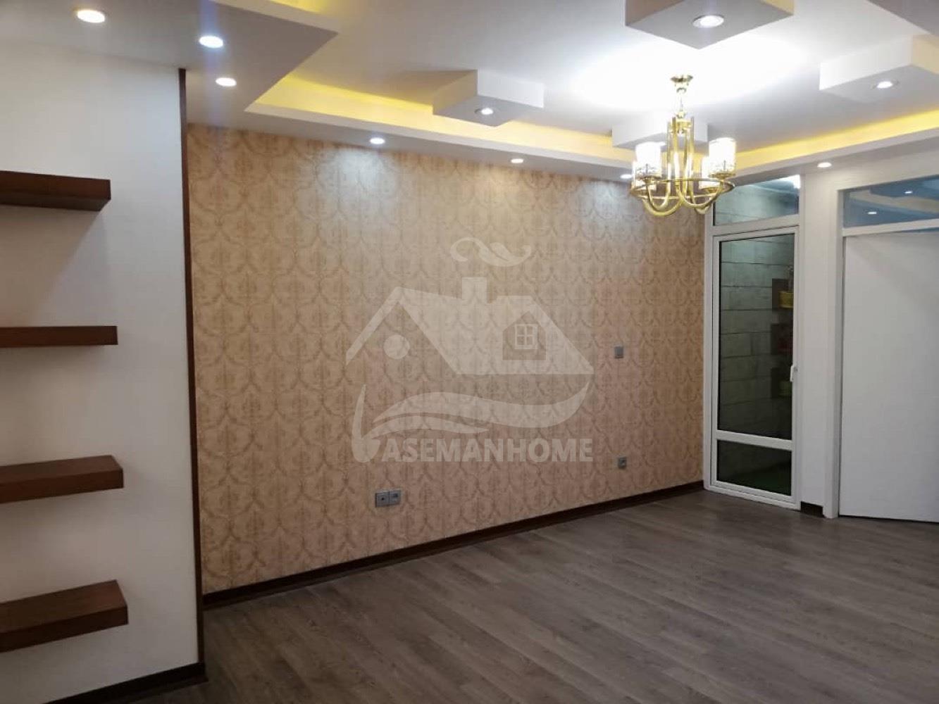 ۸۳متر خوش نقشه و بسیار شیک و لاکچری